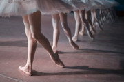 【衝撃】ロシアのバレリーナ(16)の素足 →画像