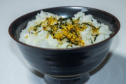 君達に『美味いふりかけ』を聞くと十中八九、のりたまって答えが返ってくるけど🥺🍚