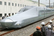 JR東日本、次世代新幹線「ALFA-X（アルファエックス）」初公開