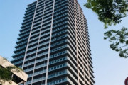 ワイ高級タワマン住人「コイツ、あったま悪そうやな。何階でおりるんやろ」