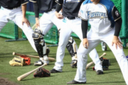 【悲報】日本ハム清宮、キャンプ初日にユニホームを忘れる失態