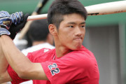 カープ中村奨成がタイムリースリーベース！