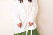 【悲報】日本の女さん、みんなダボダボの服ばかり着てしまう