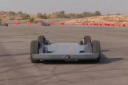 クルマの土台に車体を「後のせ」、未来のEVをイスラエル企業が開発！