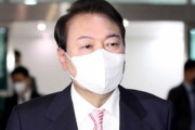 【韓国】 日本の首相と違いペロシ議長と会わない尹大統領…米国側に「休暇」と説明すると、「十分理解」と返答[08/03]  [LingLing★]