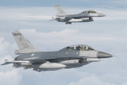 F-16E/F開発費用はUAE負担、発注が相次ぐF-16V開発費用を負担したのは誰？
