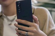 【朗報】ソニー最強スマホ「Xperia 1 V」が凄いすぎる件。19万5,000円から