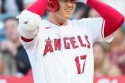 海外「大谷翔平、自分のバットで頭打つわ、デッドボール受けるわ・・・」まぁチームが勝ったらいいんじゃない？