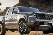 日産、ピックアップ「フロンティア」新型モデル世界初公開！めっちゃ強そう