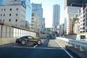 【動画】首都高でベタ付け煽りのポルシェが散ってしまうｗｗｗｗ
