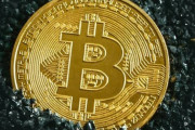 1200億円相当のビットコインの秘密鍵が入ったHDDを捨てられた男がゴミ処理場買収へ