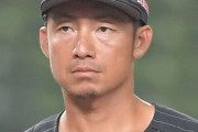ロッテ・鳥谷の移籍後初失策から土壇場で追い付かれる　試合は引き分け