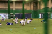 【悲報】横浜DeNAベイスターズさんキャンプ中なのに楽しくサッカーしてしまう