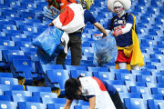 サッカーファン「ゴミ拾いしました、日本ってすごいでしょ？」←これまじで気持ち悪いんやが