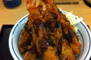 【激安】かつやさん、このレベルのエビフライ丼を420円で販売してしまうwwwwwwww（画像あり）