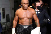 マイク・タイソンさん(54)、15年ぶりにリング復帰！やっぱスゲーｗｗｗｗｗ