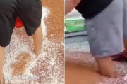 韓国人「中国産は危険だ…」雑穀を真っ黒な足の裏でかき混ぜる中国、今度は『裸足で雑穀』