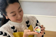 31歳・浅田真央 さんの最新ショットが「前髪可愛い」と絶賛 エプロン姿に「お嫁さんにしたい」の声も