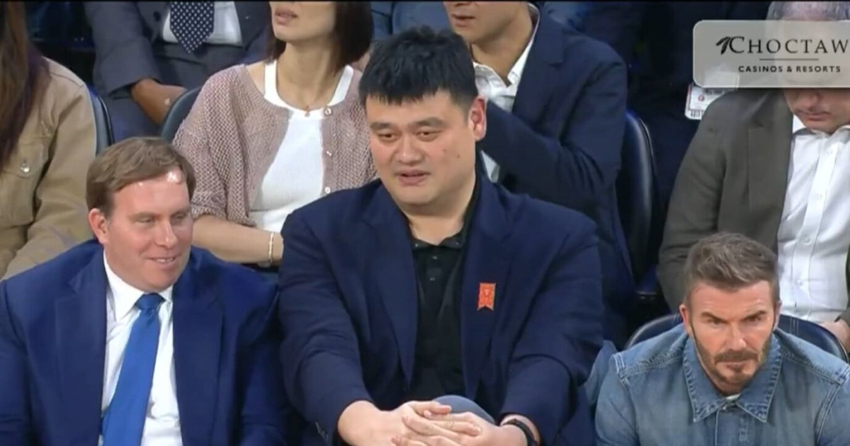 姚明とデビッド・ベッカムが並んで座った結果…