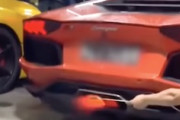 【中国】ランボルギーニのバックファイヤーでBBQをしようとして車を壊してしまうお馬鹿な動画ｗｗｗ