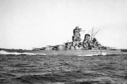 【画像】戦艦大和、デカ過ぎる