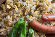 【画像】わたし「カレーチャーハンできたわよー」