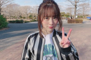 欅坂46や自身について語られたロングインタビューも話題！長沢菜々香の好評発売中『blt graph.』Vol.52グラビアオフショット公開