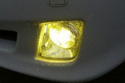 車のフォグライトの意味を知らない奴多過ぎｗｗｗｗｗｗｗｗｗｗ