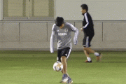 ◆Gif小ネタ◆久保建英が代表練習中に見せたリフティングからのエラシコ…尚左右両方でエラシコできる模様