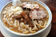 【画像】新潟の「燕三条背脂ラーメン」って美味そうだよな