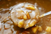 【悲報】ワイが作ったカレー､一晩寝かせたらなんか変な臭いがする😭