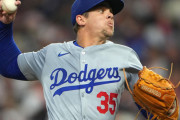ドジャースの先発右腕ストーンが右肩違和感、開幕に間に合うか微妙