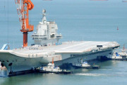 【軍事】中国海軍のスーパーキャリアー「山東」空母打撃群、台湾海峡通過 4隻のイージスが護衛