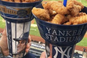 アメリカ人「本当の"球場飯"見したろか？⚾️⚾️⚾️」←これ