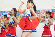 【朗報】最近のチアガールさん、どんどん露出が増える