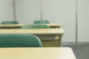 【悲報】中国籍の男性塾講師(30)を不起訴処分　学習塾で13歳未満の女子生徒の体を触るなどわいせつ行為