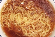 彡(^)(^)「袋ラーメン作るで！！！具材は～…」