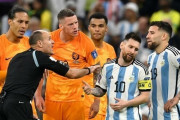 FIFA、オランダ×アルゼンチンの選手達の振る舞いを調査…メッシやパレデスらに出場停止の可能性