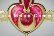 セーラームーン公式「大人向けのグッズを発売します！！」