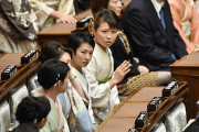海外「日本って古い考え方の国だよね」なぜ日本の党首には女性が少ないのか？