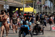 海外「アメリカは自粛ムードなし。ビーチやパークにはマスクを着けていない人が大量にいる」