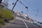 この事故は自転車と車どっちが悪いんや？