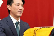 巨人小林誠司元選手　一年前「単年契約です」　今年「実は3年契約ンゴ」