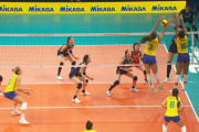 【世界バレー】古賀欠場の眞鍋ジャパン、世界ランク2位ブラジル撃破し2次ラウンド進出決定!全員バレーで“40年ぶり”勝利
