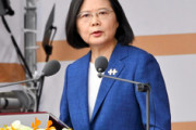 台湾総統、米軍駐留の事実認める　中国反発