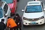【動画】中国でまた交通事故・・・