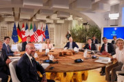 【速報】G7首脳会議、ウクライナに７兆８０００億円支援で合意「返済には凍結したロシア資産の運用益を充てる」プーチン「泥棒だろうが！それは！」