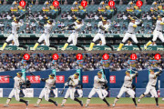 岡田氏　阪神・佐藤輝明は３０発打てる　連続写真で解析した変化「かなり違う」