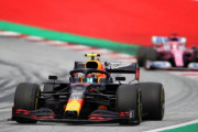 F1シュタイアーマルクGP：レッドブルのアルボンは重タンでペースが上がらないのが課題だと話題に