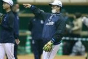 【朗報】西武、開幕3連戦は防寒具を全員プレゼント